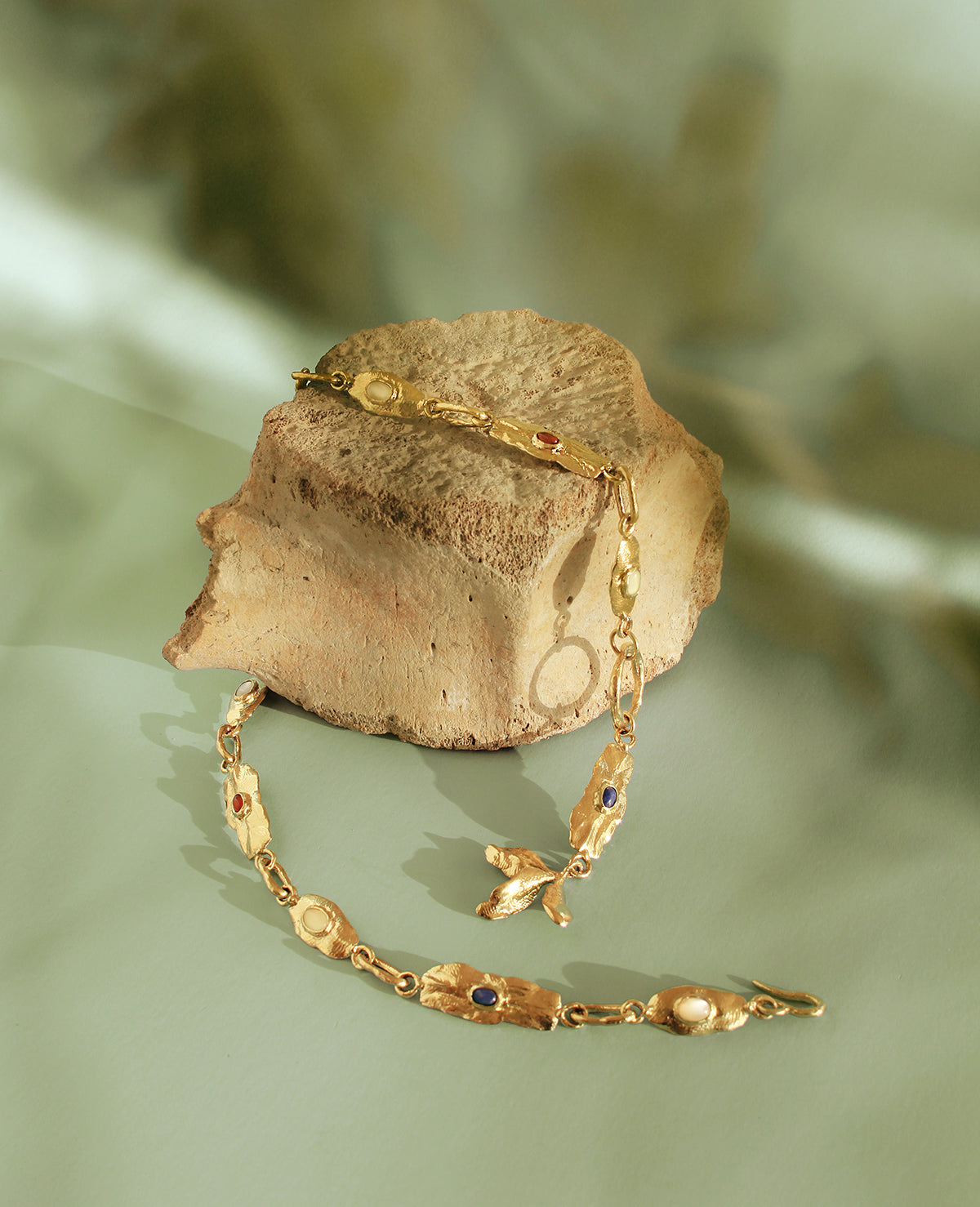 OXALIS ARMOR // necklace - ORA-C jewelry - handmade jewelry by Montreal based independent designer Caroline Pham