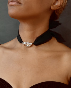 MURMUR // silver choker