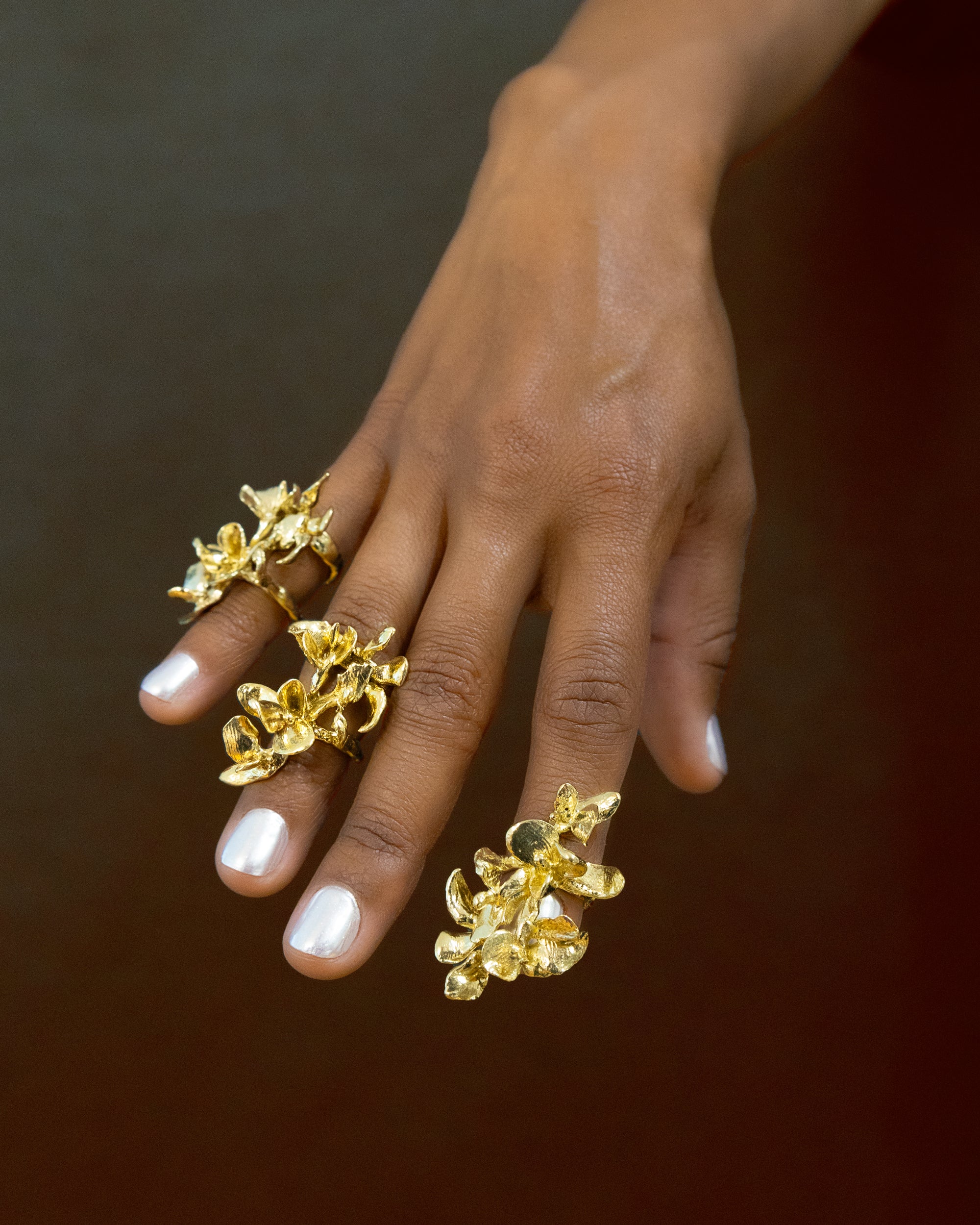 POSY PUFF // golden ring cuff