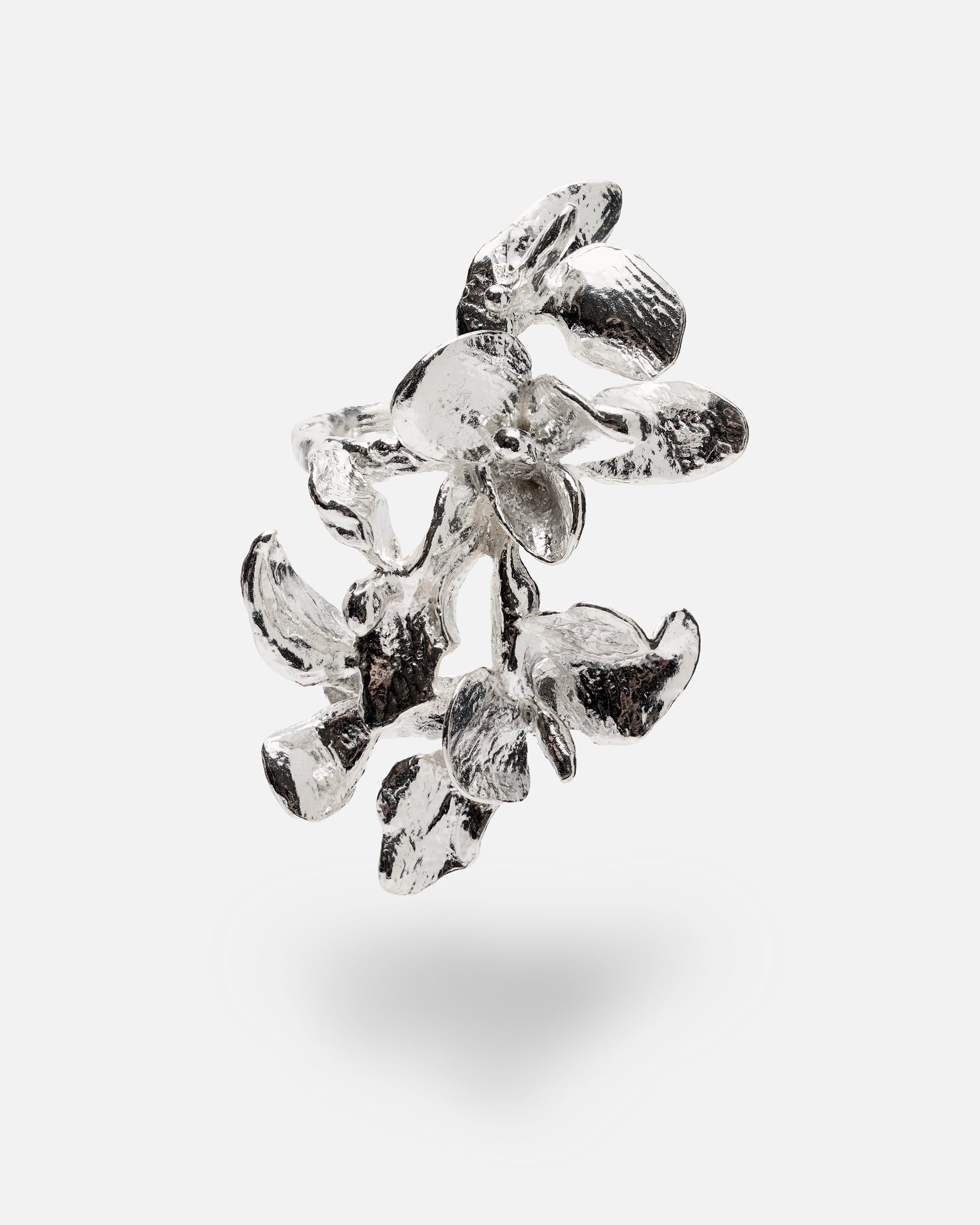 POSY PUFF // silver ring cuff