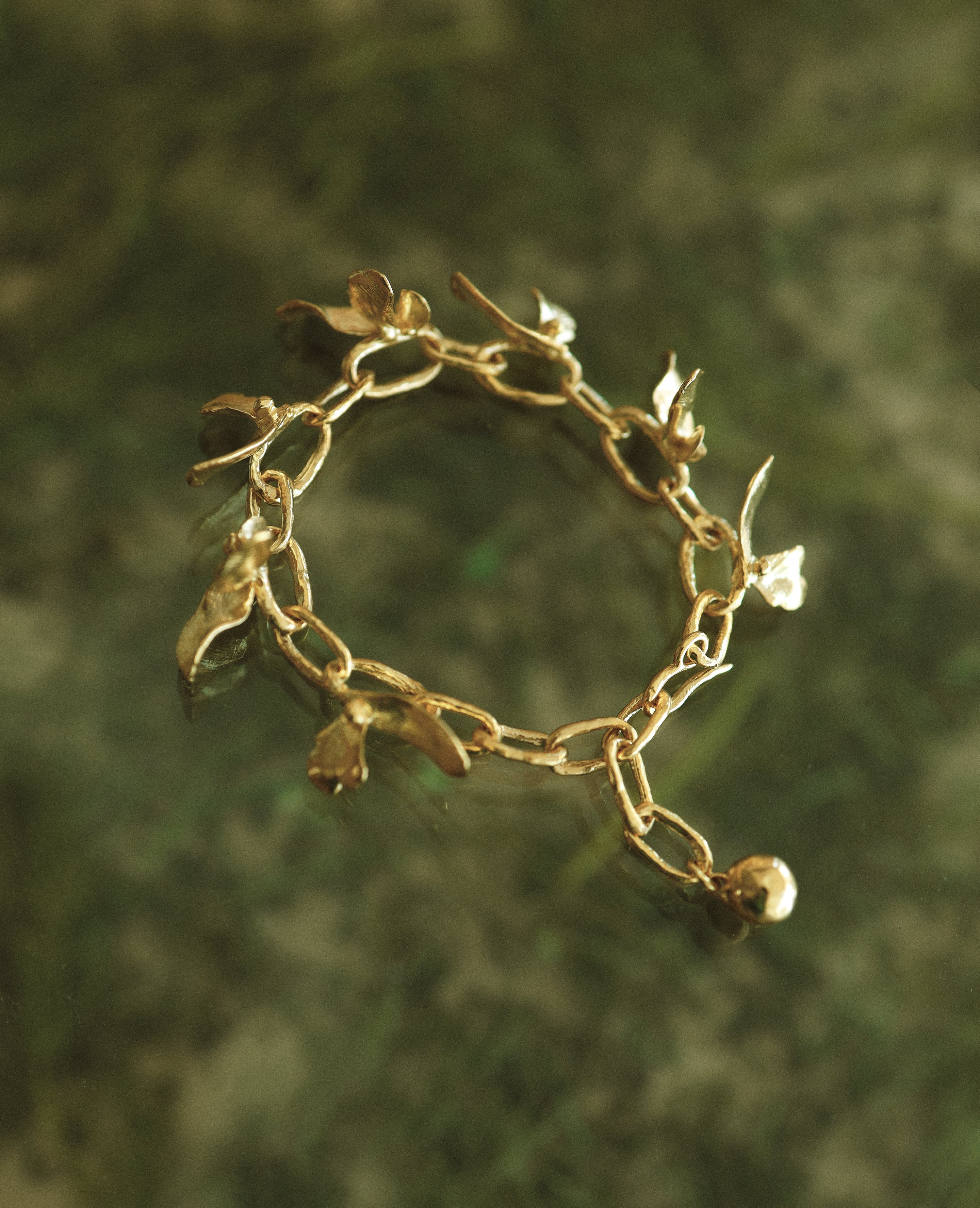 ORA-C jewelry  FLORALIS ARMLET // golden bracelet