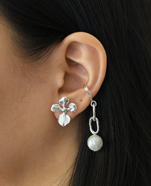 PENDULUM // silver ear cuff - ORA-C jewelry - handmade jewelry by Montreal based independent designer Caroline Pham