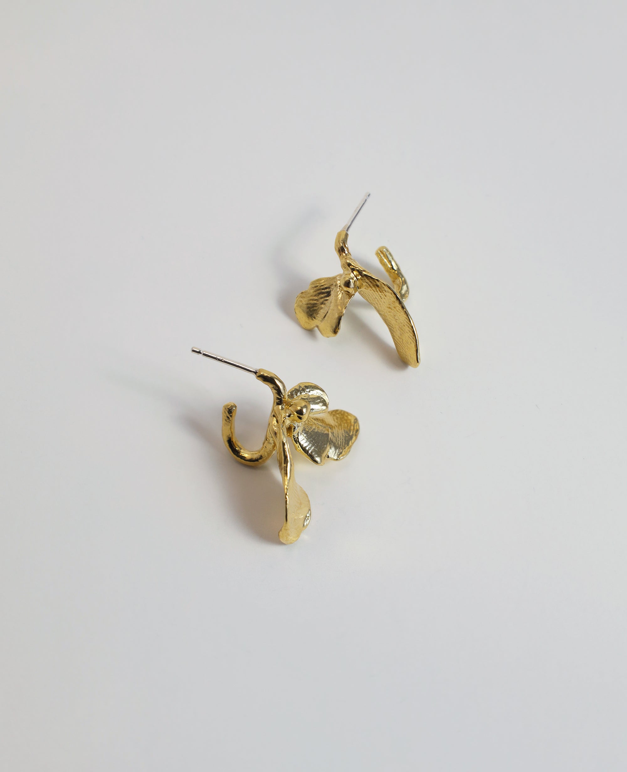 ORA-C jewelry | GERMINATI // golden earrings