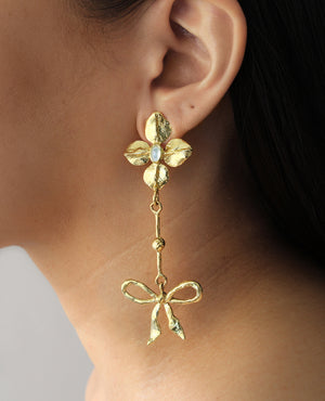 WILLOW BOW // golden earrings - ORA-C jewelry - handmade jewelry by Montreal based independent designer Caroline Pham